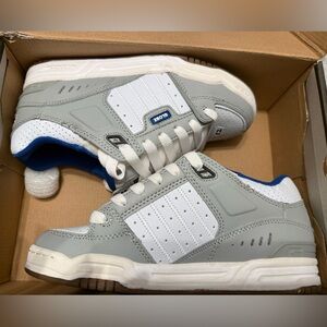 Globe fusion shoes